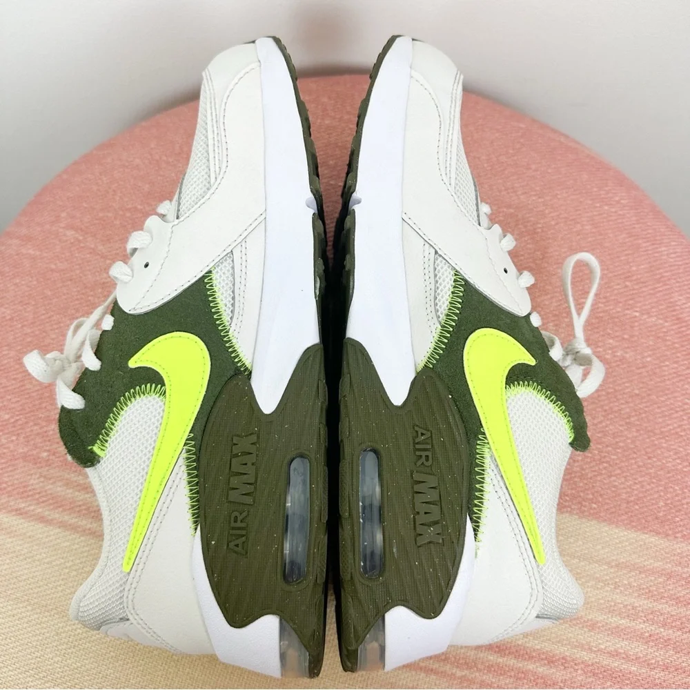 Nike Air Max Excee Sneaker